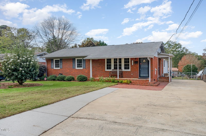 1314 Pineview Dr, Garner, NC 27529