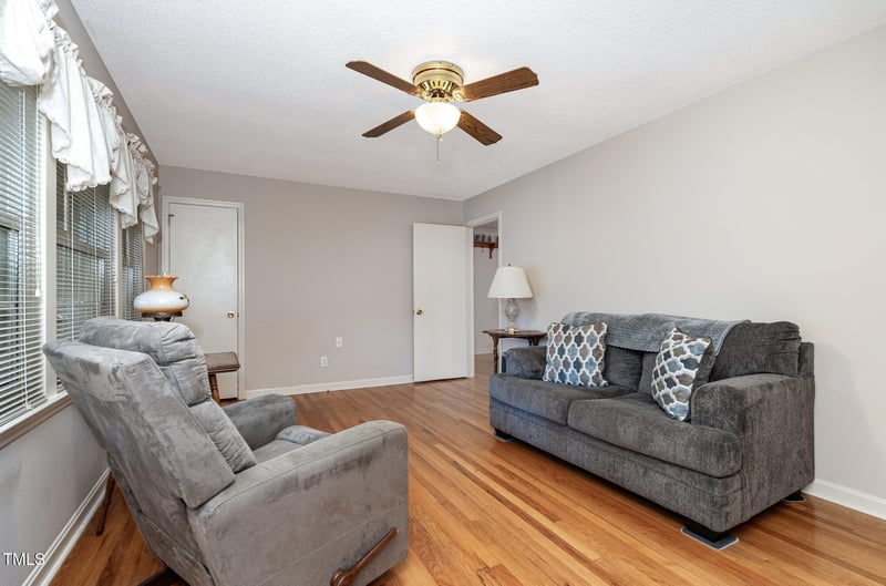 1314 Pineview Dr, Garner, NC 27529