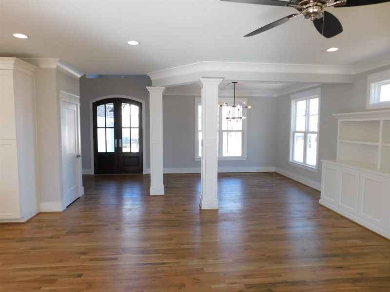 1315 Gloriosa St, Apex, NC 27523