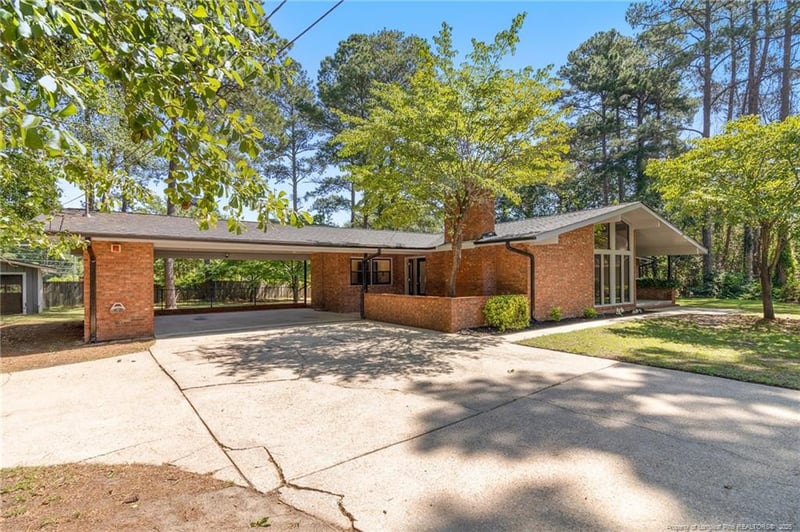 1316 Everglade Dr, Fayetteville, NC 28303