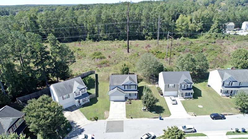 1316 Kinsfolk Cir, Raleigh, NC 27610
