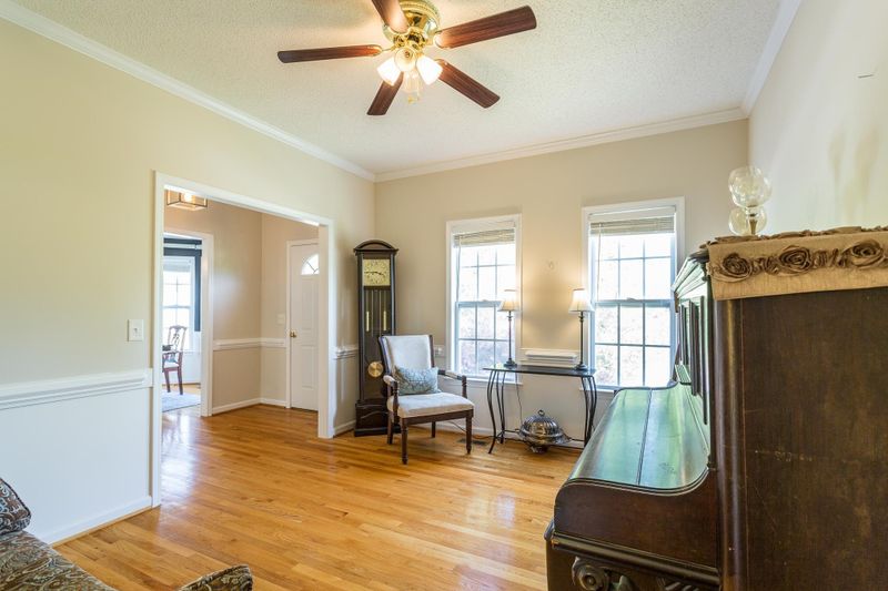 1316 Sunswept Cir, Raleigh, NC 27603