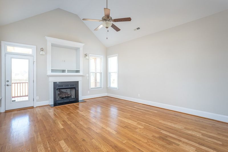 1316 Tavernier Knoll Ln, Raleigh, NC 27603