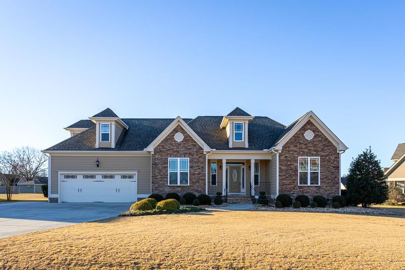 1316 Tavernier Knoll Ln, Raleigh, NC 27603