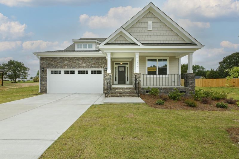 1316 White Spruce Dr, Willow Springs, NC 27592