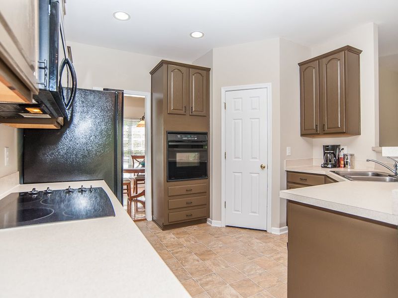 1317 Cantlemere St, Wake Forest, NC 27587
