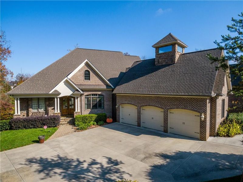 1317 Dunleigh Dr, Burlington, NC 27215
