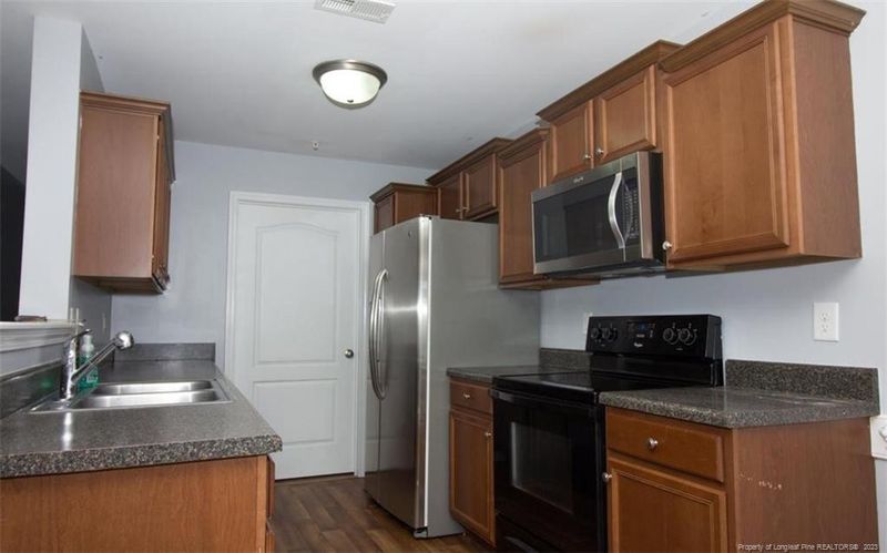 1317 Kershaw Loop, Fayetteville, NC 28314