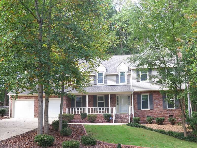 1317 Ravenhurst Dr, Raleigh, NC 27615