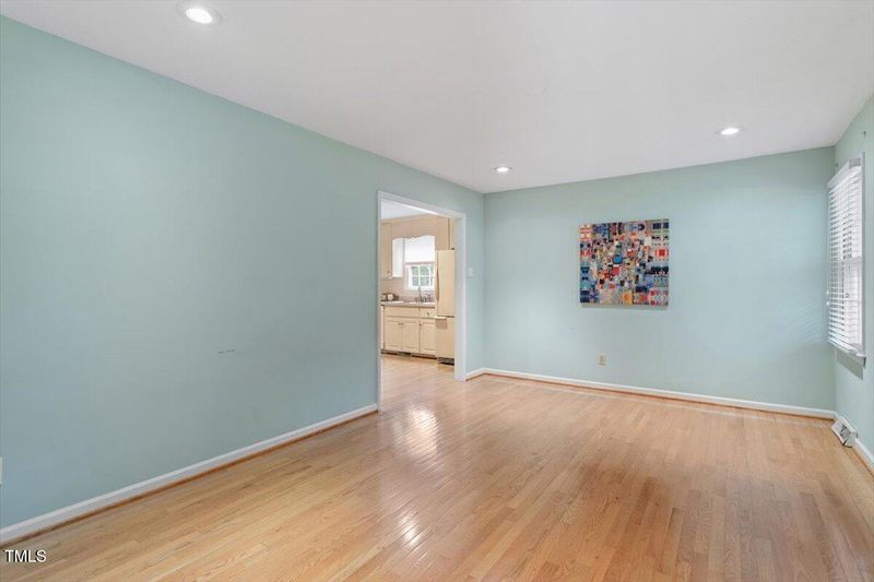 1317 Swallow Dr, Raleigh, NC 27606