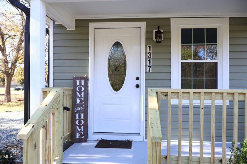 1317 Thomas Ave, Burlington, NC 27215