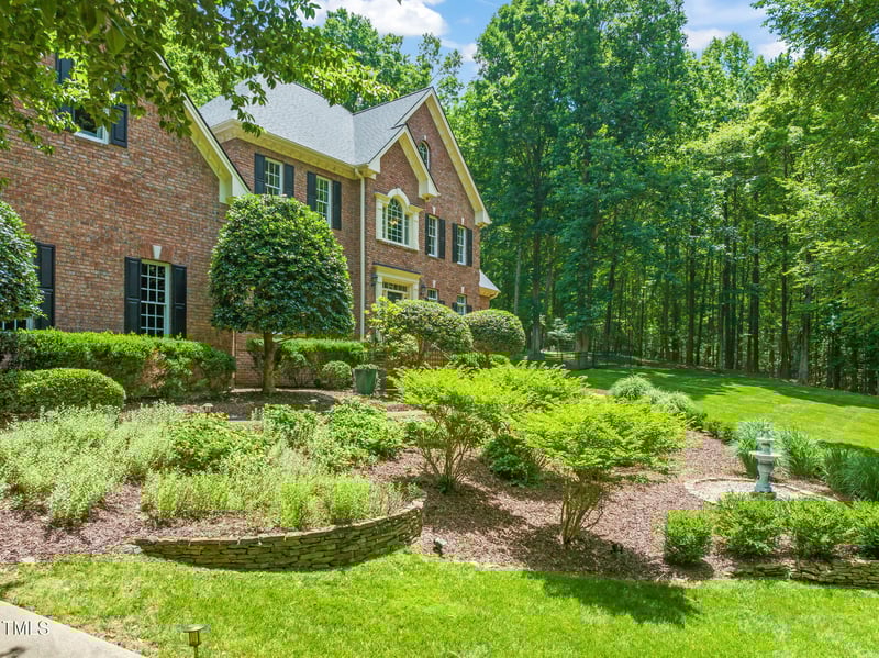 1317 Woodgate Manor Ct, Raleigh, NC 27614
