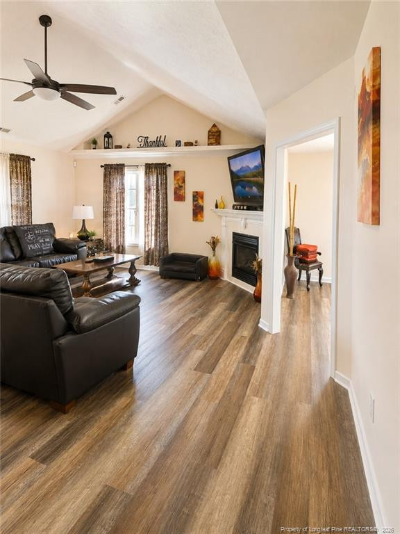 1318 Aztek Pl, Fayetteville, NC 28314