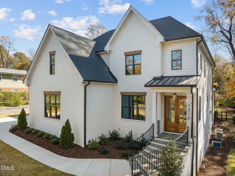 1318 Ivy Ln, Raleigh, NC 27609
