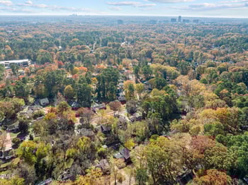 1318 Ivy Ln, Raleigh, NC 27609