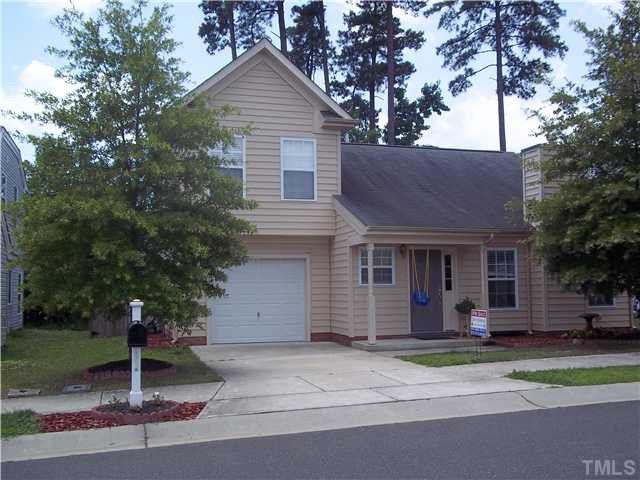 1318 Mallory Ln E, Durham, NC 27713