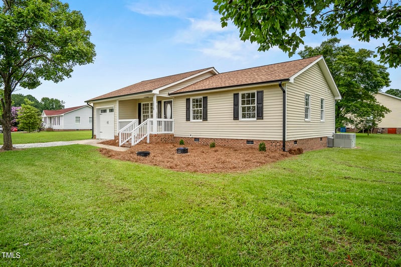 1318 Montague Rd, Angier, NC 27501