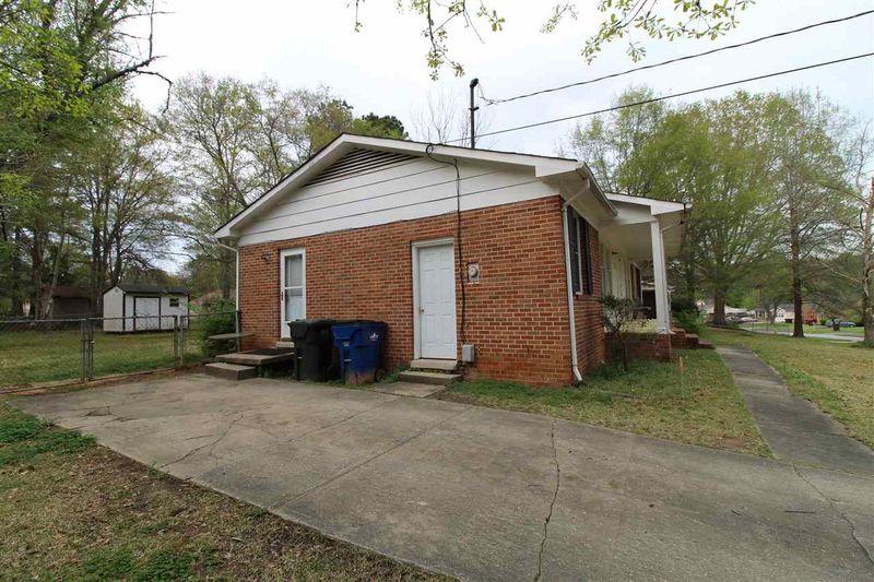 1319 Beverly Dr, Raleigh, NC 27610