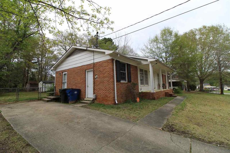 1319 Beverly Dr, Raleigh, NC 27610