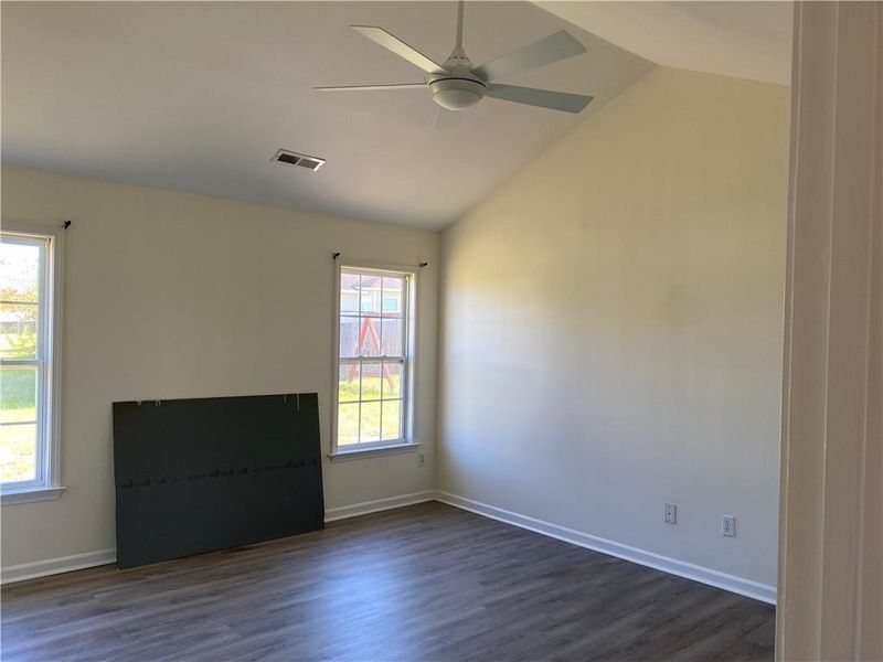1319 Brightwood Dr, Burlington, NC 27217