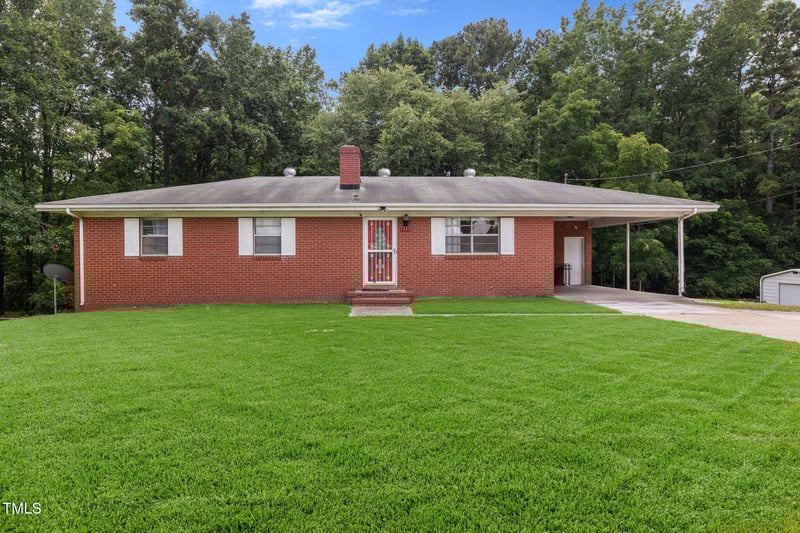 1319 Legend Rd, Raleigh, NC 27603
