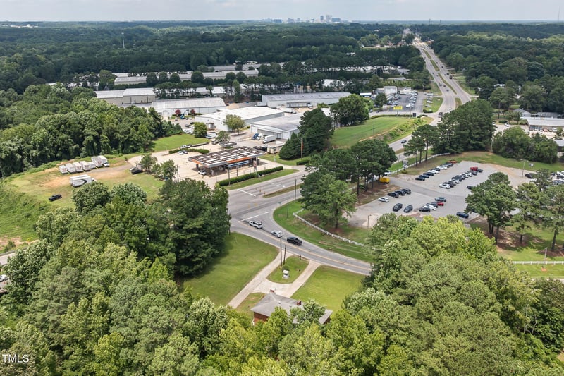 1319 Legend Rd, Raleigh, NC 27603