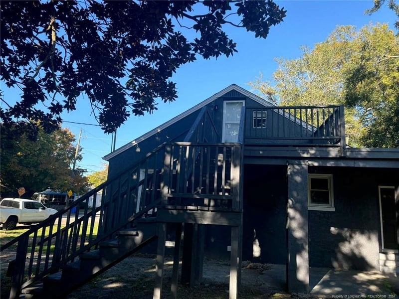 1319 Morgan Ln, Fayetteville, NC 28305