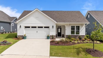 1319 Richfield Oaks Dr, Fuquay Varina, NC 27526