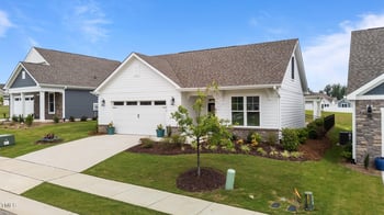 1319 Richfield Oaks Dr, Fuquay Varina, NC 27526
