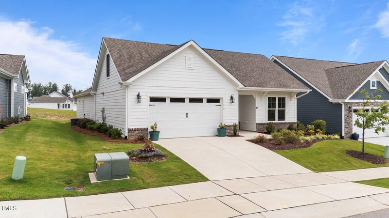 1319 Richfield Oaks Dr, Fuquay Varina, NC 27526