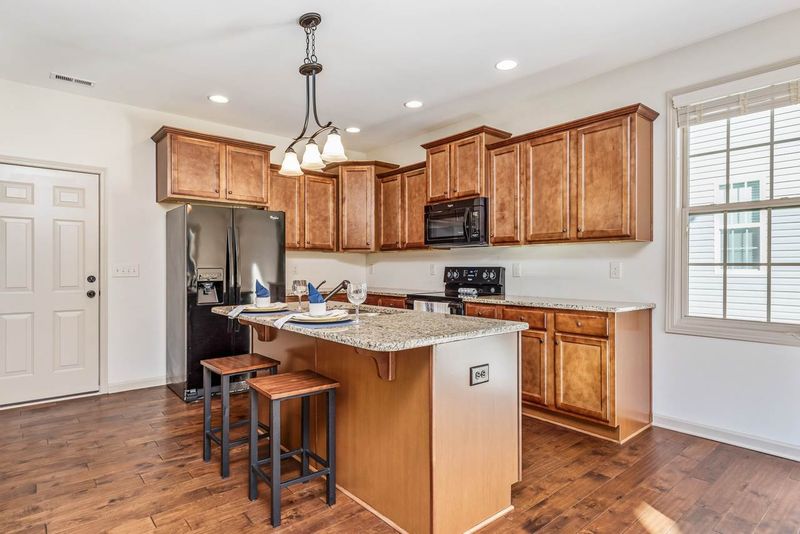 132 Bobby Ray Ct, Clayton, NC 27527