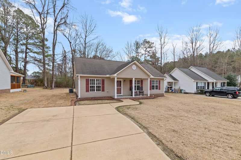 132 Brook Pl, Smithfield, NC 27577