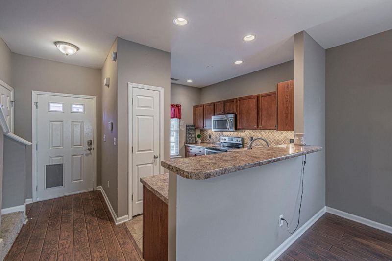 132 Buchanan Ln, Clayton, NC 27527