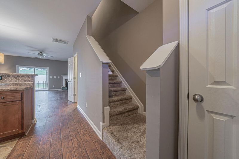 132 Buchanan Ln, Clayton, NC 27527
