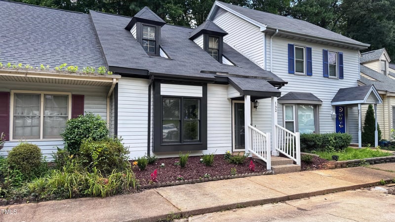 132 Carriage House Trl, Garner, NC 27529