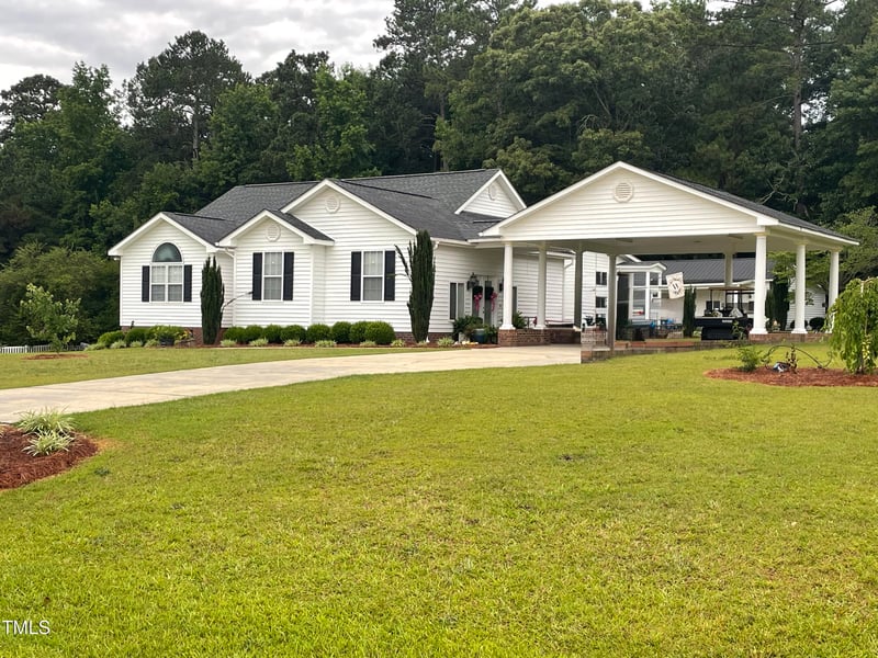 132 Crystal Pl, Benson, NC 27504