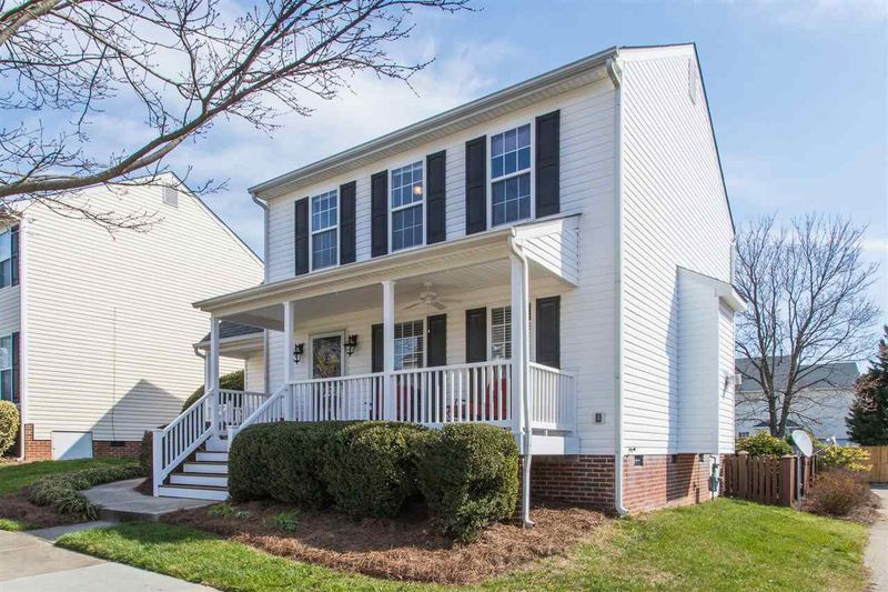 132 Danesway Dr, Holly Springs, NC 27540