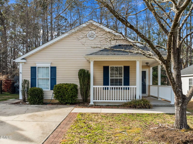 132 Evening Star Dr, Apex, NC 27502