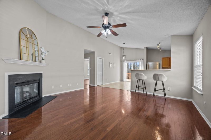 132 Evening Star Dr, Apex, NC 27502