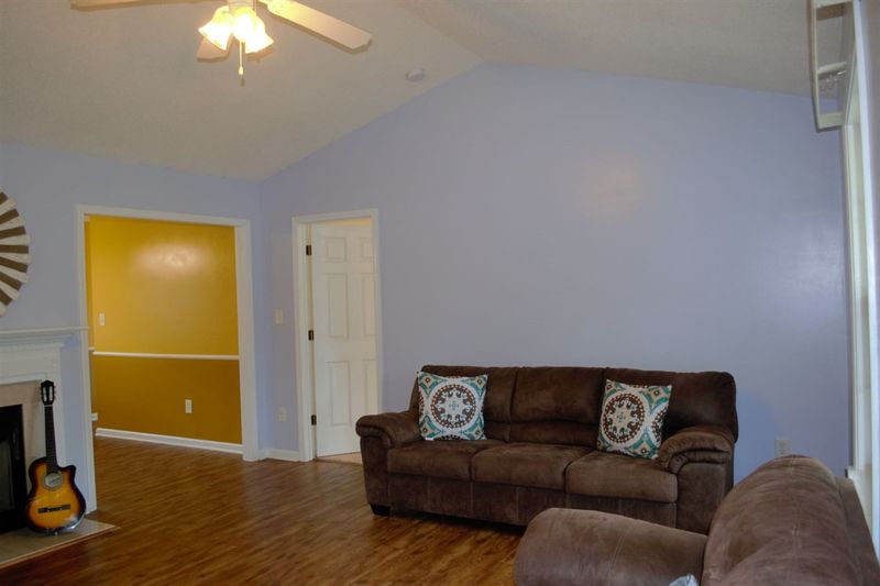 132 Gentle Rio Ct, Garner, NC 27529