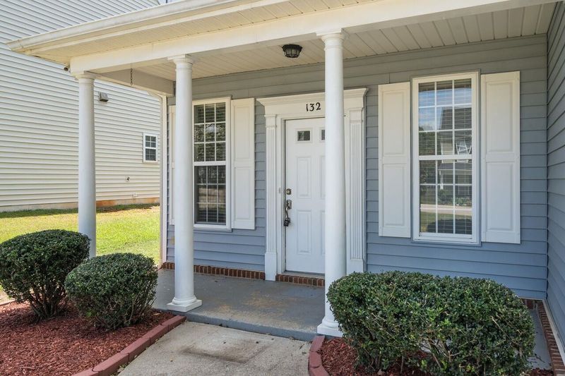 132 Hutson Ln, Clayton, NC 27527