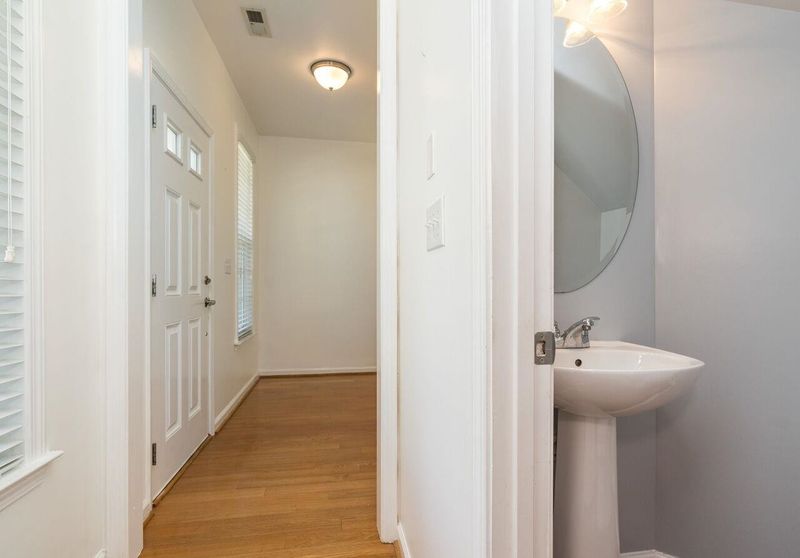 132 Hutson Ln, Clayton, NC 27527