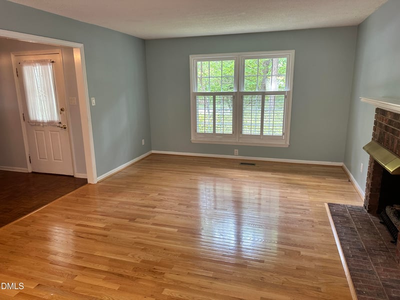132 Kingston Dr, Chapel Hill, NC 27514