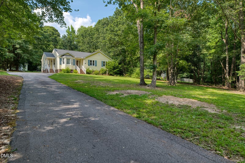 132 Leeway Ct, Clayton, NC 27520