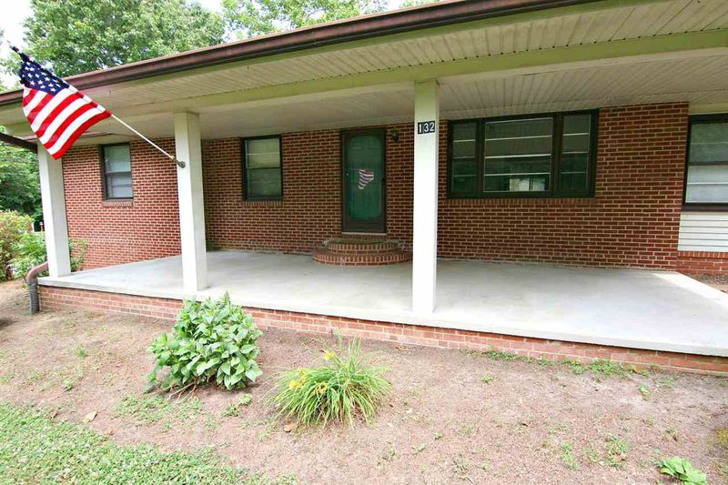 132 N Mineral Springs Rd, Durham, NC 27703
