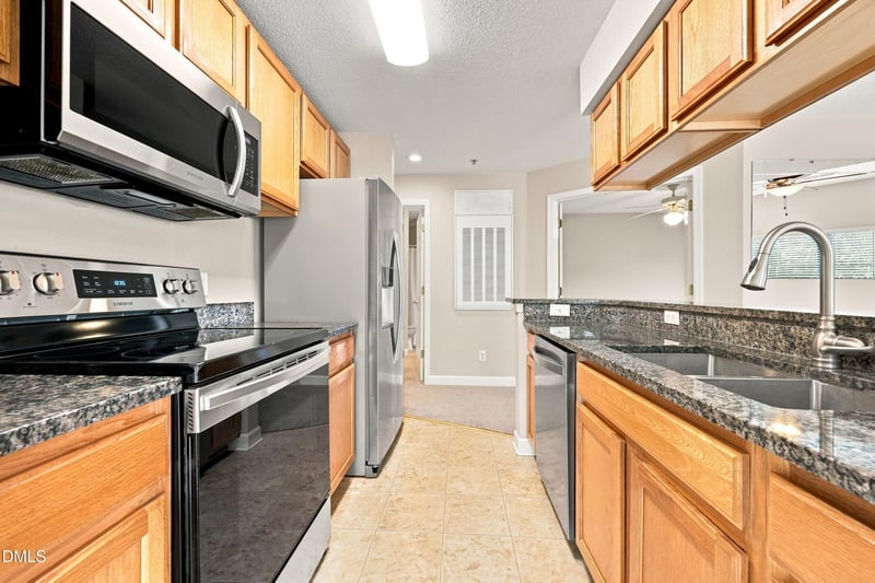 132 New Kent Pl, Cary, NC 27511