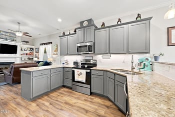 132 Pleasant View Ln, Benson, NC 27504