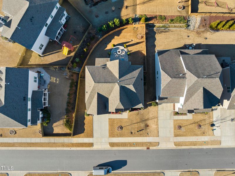 132 Pondside Dr, Apex, NC 27539