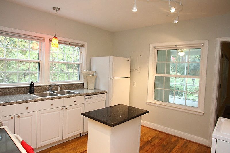 132 Purefoy Rd #132 & 134, Chapel Hill, NC 27514