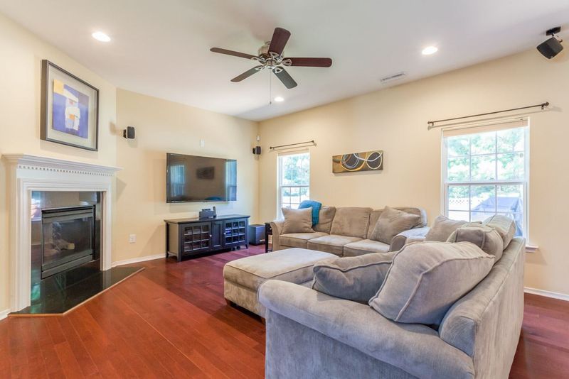 132 Rowan Dr, Clayton, NC 27520
